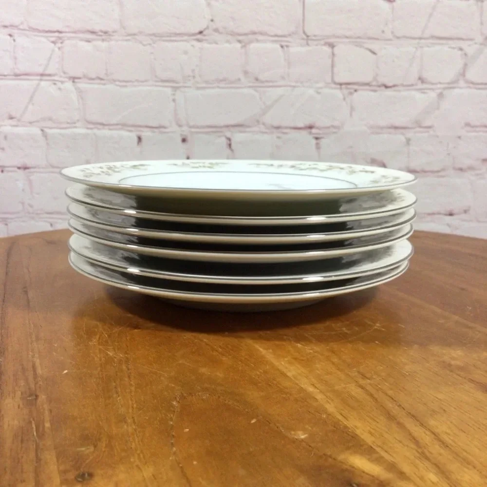 International Silver Company 326 Springtime Bread & Butter Plates - Set of 6